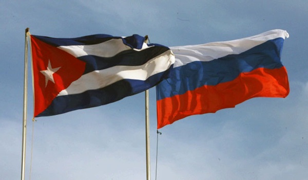 cuba-russia-banderas