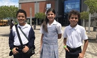 Foto_1__Estudiantes_Carlos_Molina_Montalvo__Abienezer_Lopez_y_Daniel_Altagracia_Rivera__del_colegio_Thomas_Alva_Edison_de_Caguas._._603686300-1200×800-300×175
